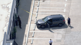 Police: Man fatally shoots suspected car thief outside Dallas restaurant