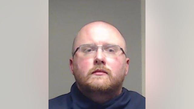 Police: Grayson County man tried to prostitute 8-year-old for $800