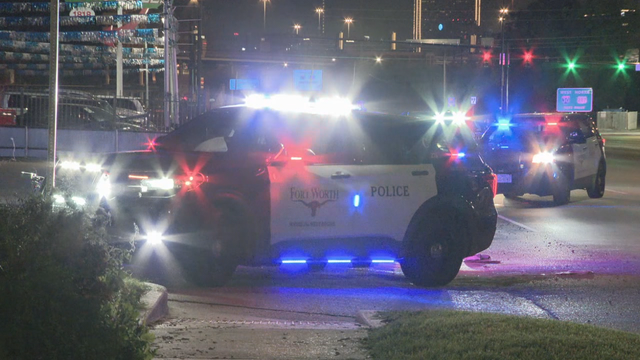 Woman found fatally shot outside Fort Worth business