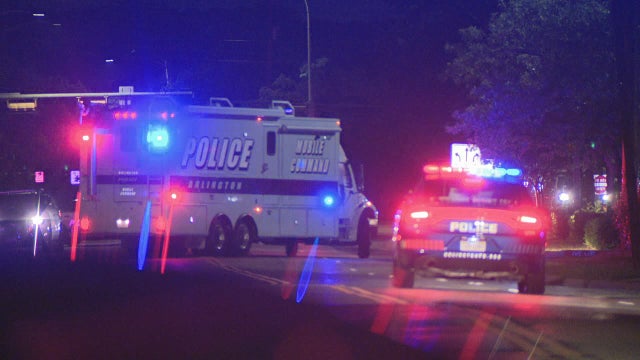 Barricaded man arrested after lengthy standoff in Arlington