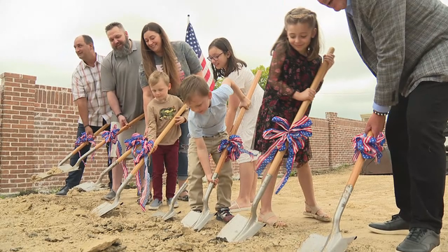Iraq war veteran surprised with mortgage-free home in Royse City