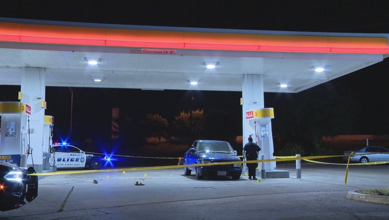 Man Robbed, Shot While Getting Gas In Dallas | FOX 4 Dallas-Fort Worth