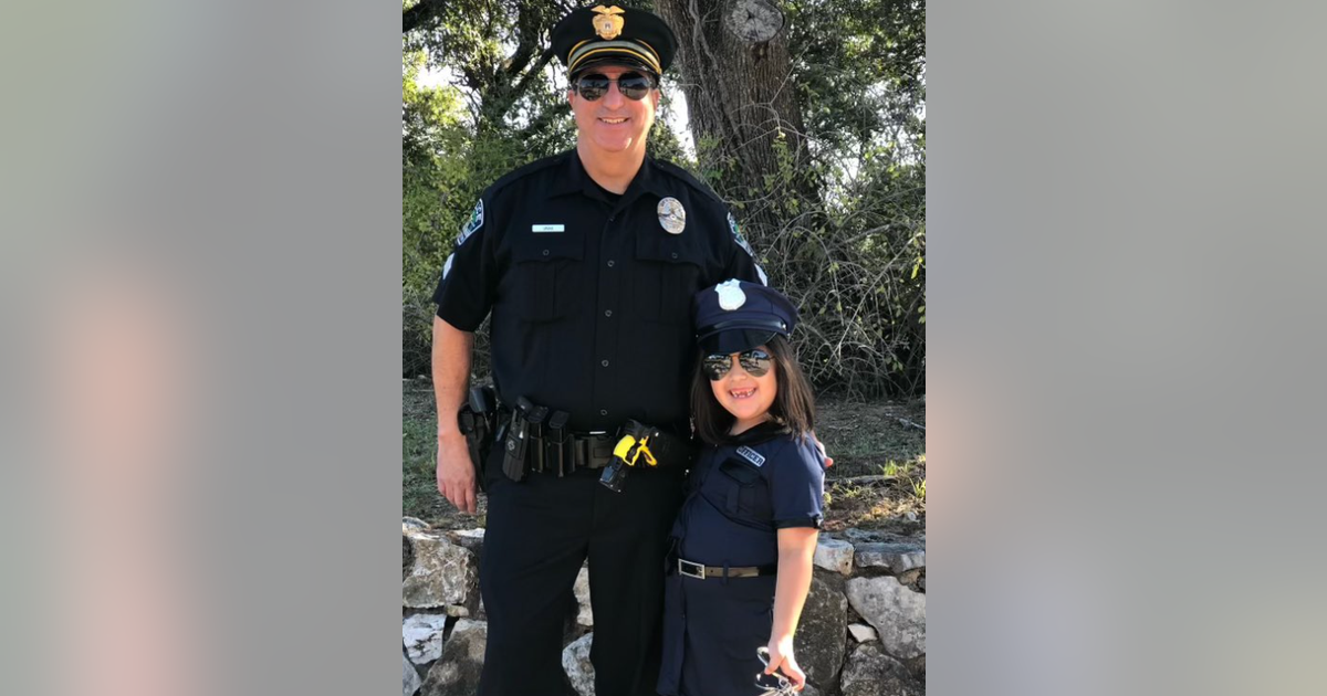 Second police officer with APD dies after battling COVID-19 | FOX 4 ...