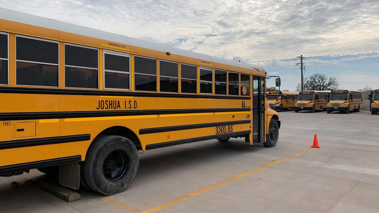 Joshua Isd Graduation 2024 - Micky Imojean