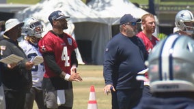 Cowboys quarterback Dak Prescott likely out until next week with hurt shoulder