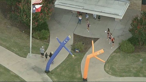 Students in 38 North Texas school districts head back to class