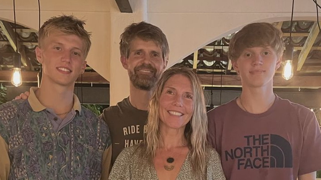 2 members of North Texas family quarantining in Panama hotel room after positive COVID-19 test