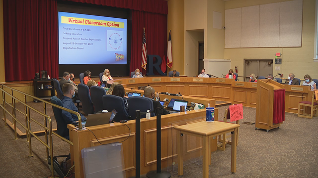 Despite existing Richardson ISD mask mandate, parents continue polarizing debate
