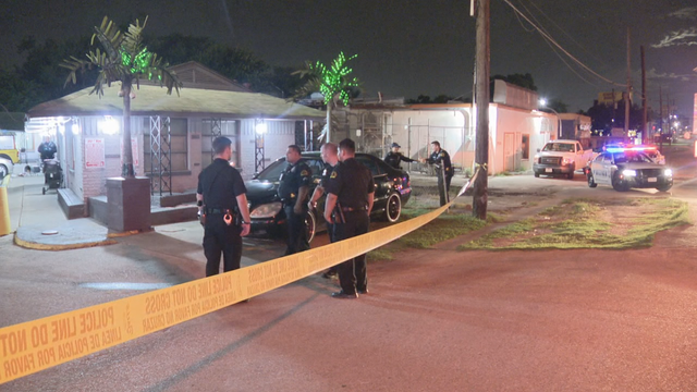 Dallas police investigating fatal shooting of man outside motel