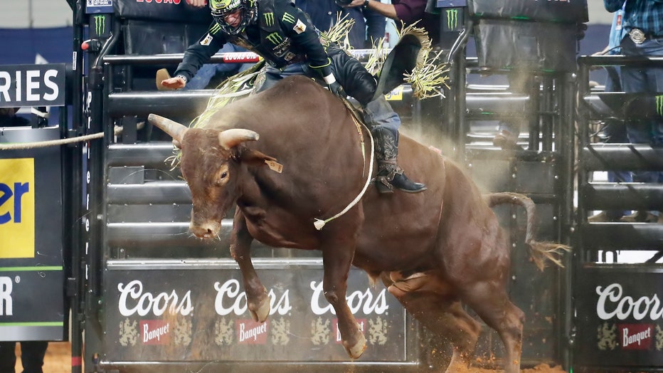 Mauney conquers Bushwacker for 9525 points BROADCAST VERSION  YouTube