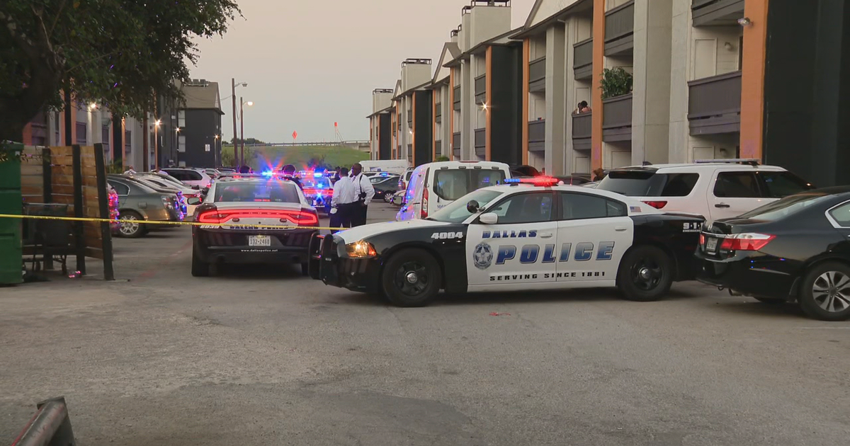 Woman killed, man injured in shooting at Dallas apartment complex | FOX ...