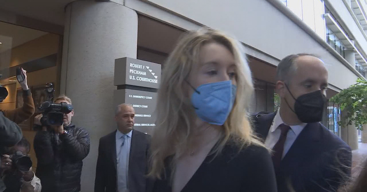 elizabeth-holmes-theranos-trial-live-updates-as-jury-selection-nears
