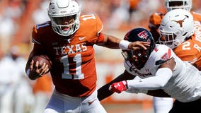 Thompson throws 5 TD passes as Texas routs Texas Tech 70-35