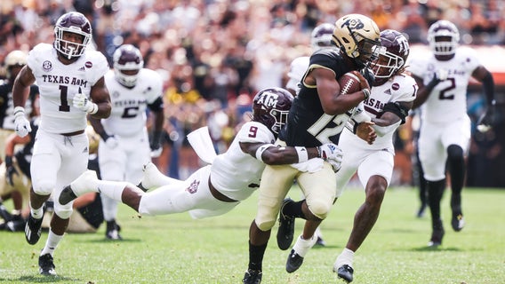 No. 5 Texas A&M escapes with 10-7 win over Colorado