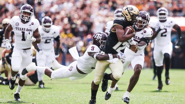 No. 5 Texas A&M escapes with 10-7 win over Colorado