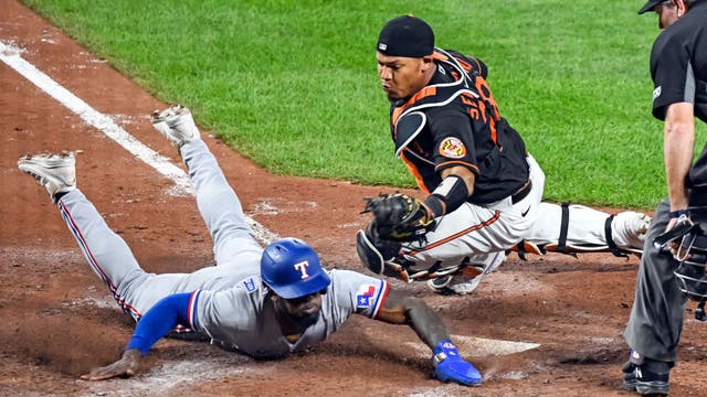 Rangers rally past Orioles, 8-5