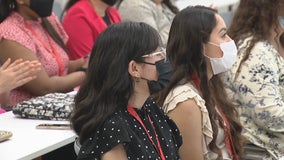 13 Fort Worth ISD teacher candidates surprised with $20,000 bonus