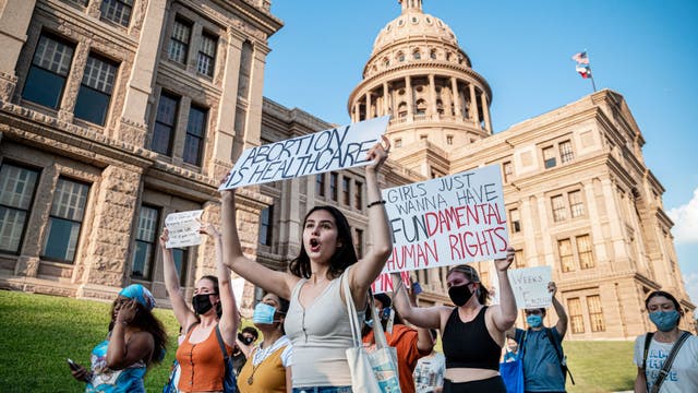 Some North Texas clinics resume abortions after Senate Bill 8 suspended