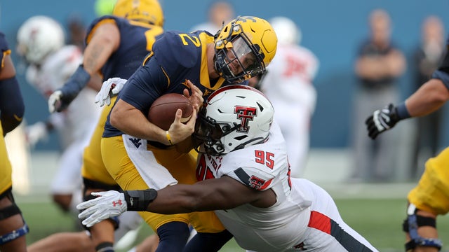 Garibay late FG lifts Texas Tech past West Virginia 23-20