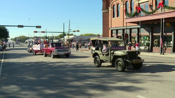 Veterans Day parade held in Grapevine