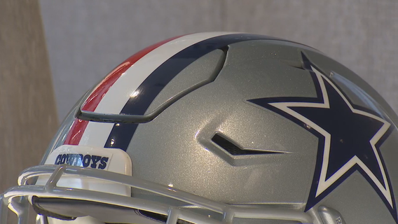 Dallas Cowboys to wear red-white-blue striped helmets to honor veterans