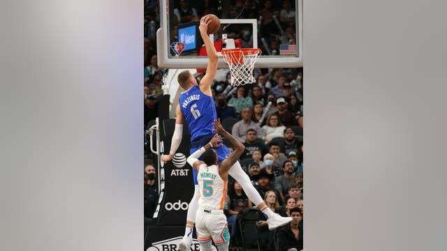 Porzingis, Doncic lead Mavericks in rout over Spurs, 123-109