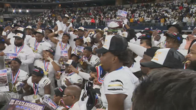 South Oak Cliff football team wins state title; 1st for Dallas ISD in decades