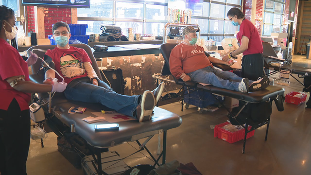 Blood drive held at Texas Live! to boost low North Texas supply