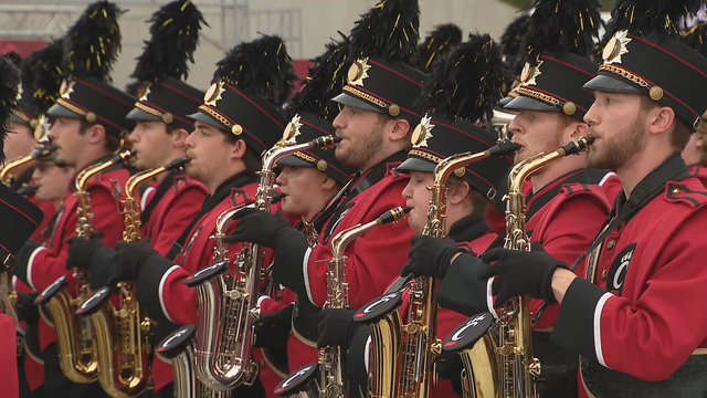 Alabama, Cincinnati face off in Battle of the Bands ahead of Cotton Bowl