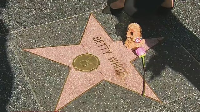 Hollywood Walk of Fame memorial for Betty White scheduled for Friday afternoon