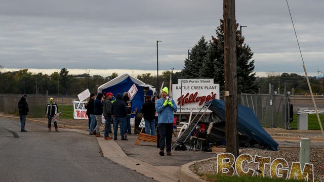 Kellogg strike ends after employees approve new labor contract
