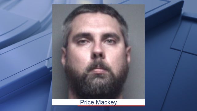 Grand Prairie PD: Pawn shop worker charged with murder after shooting suspected thief