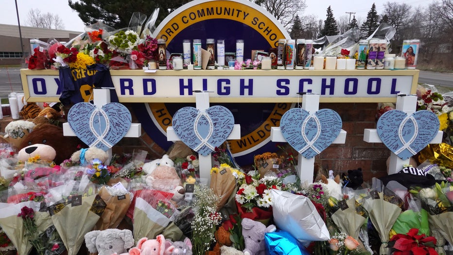 Shooting At Oxford High School In Michigan Leaves 4 Students Dead