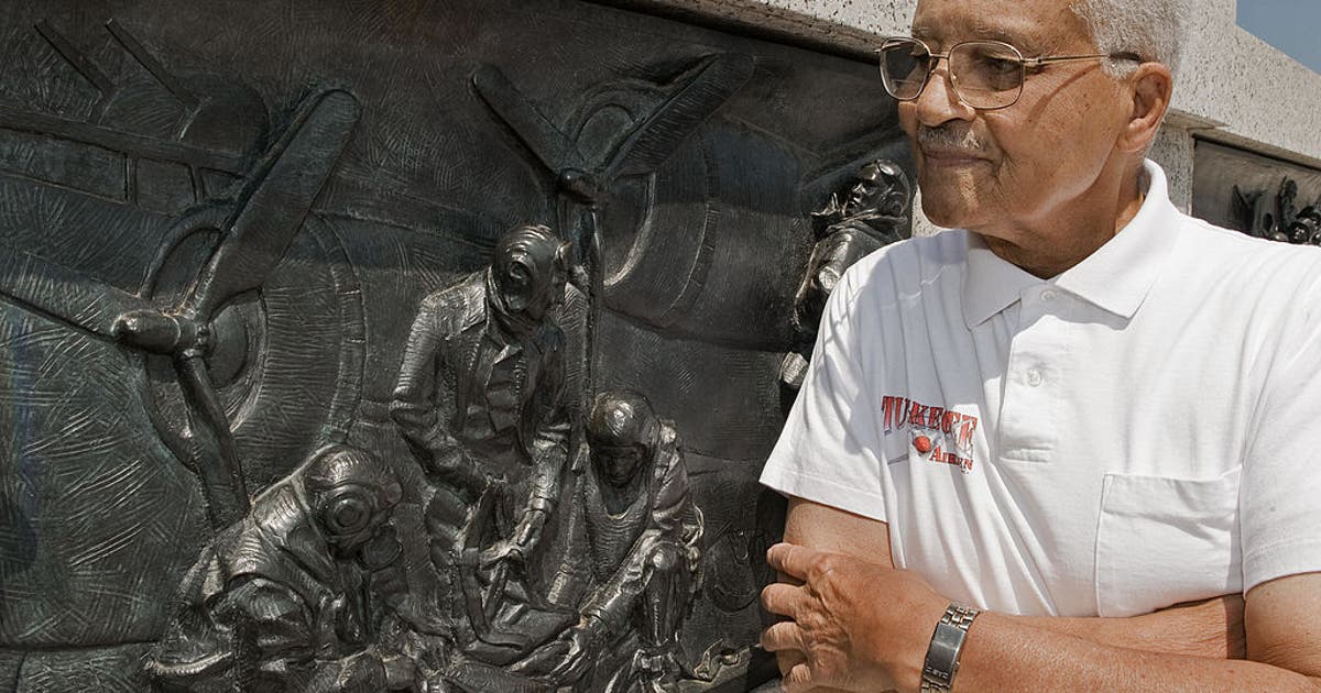 Charles McGee, one of the last surviving Tuskegee Airman, dies at 102 ...