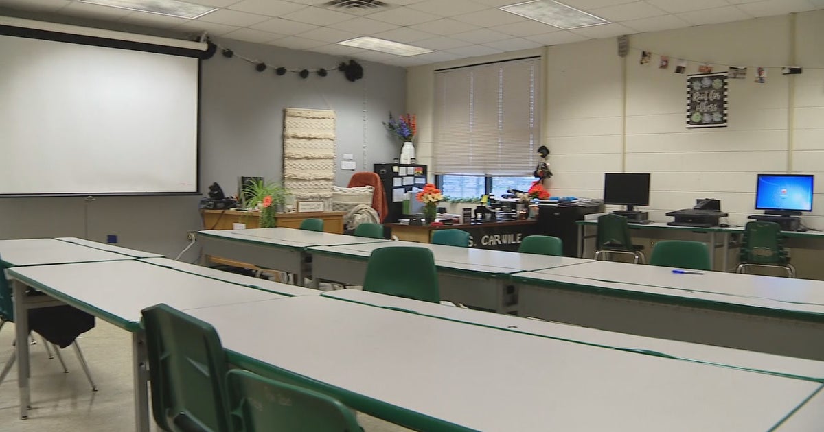 LIST: Dozens of North Texas districts closed due to COVID-19 outbreaks ...