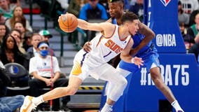 Suns rally late to beat Mavs 109-101, sweep 5-game road trip