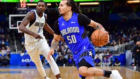 Wagner gets go-ahead layup in Magic's 110-108 win over Mavs