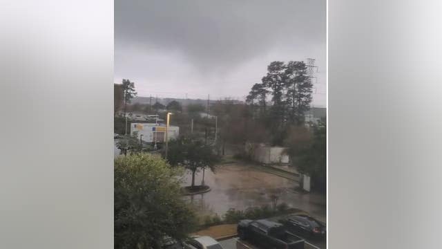 LOOK: Tornado sighting outside Houston airport, severe winds up to 85 mph