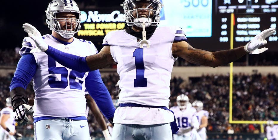 Prescott throws 5 TD passes in Cowboys' romp over Eagles