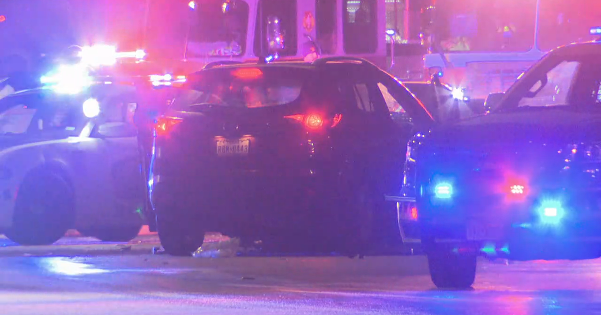 1 dead, 1 injured in early morning wrong-way crash on I-35 in Dallas ...