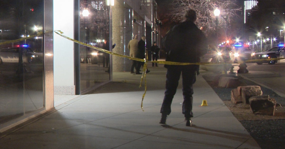Suspect at-large after deadly Uptown Dallas shooting | FOX 4 Dallas ...