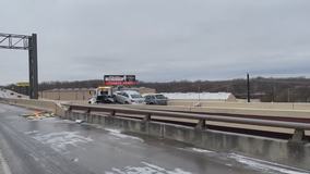 Ice forms on North Texas roadways, people urged to stay home