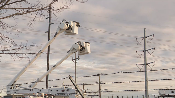 Oncor closely watching North Texas power lines as icy weather settles in