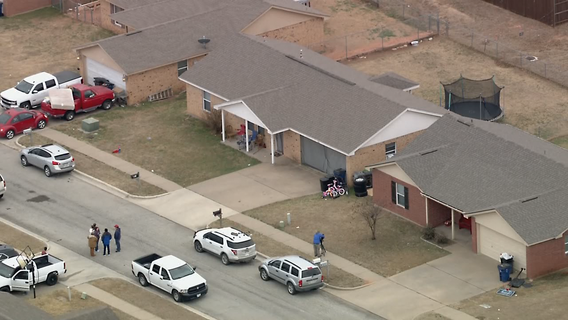 2 adults, 2 kids found dead in Granbury home in apparent murder-suicide