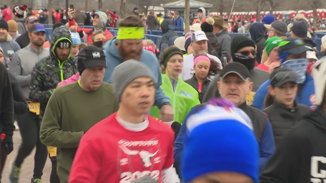 Thousands take part in Cowtown Marathon events