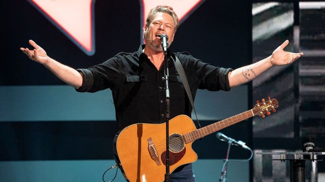 Blake Shelton set to headline Troy Aikman’s ‘Highway to Henryetta’ country music festival