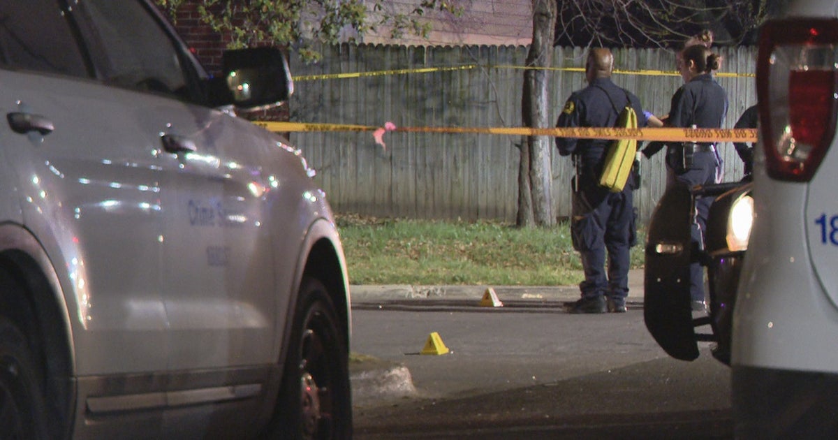 Man shot to death on South Dallas street | FOX 4 Dallas-Fort Worth