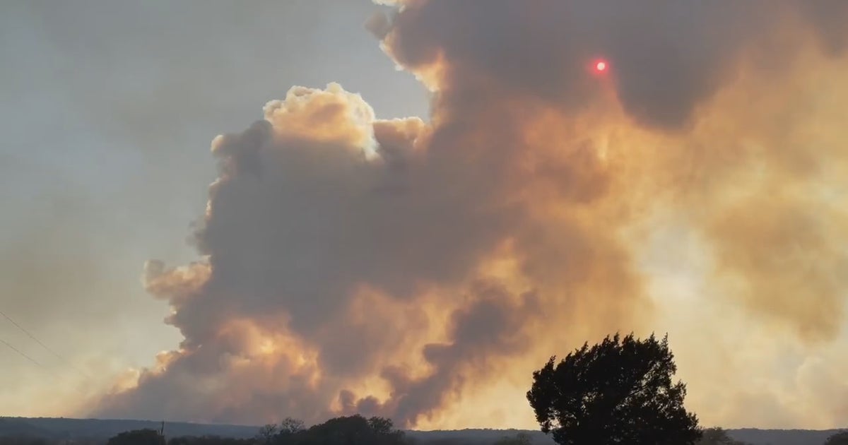 Wildfires prompt evacuations in South and Central Texas | FOX 4 Dallas ...