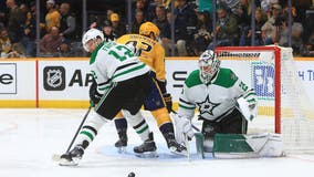 Josi scores late to lead Predators over Stars, 2-1