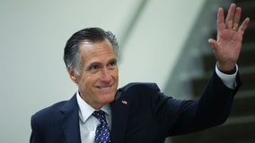 Sen. Mitt Romney meets artist Ritt Momney